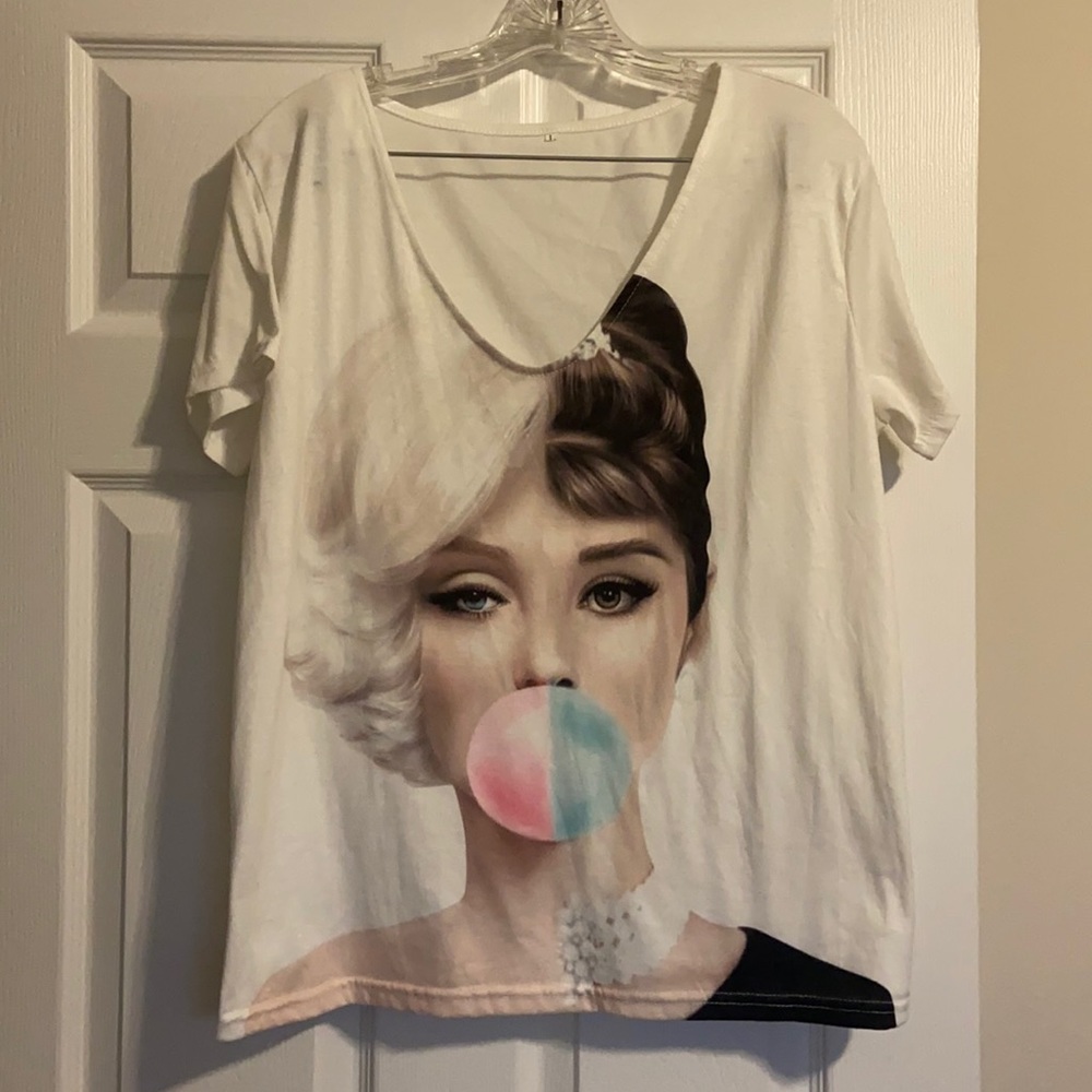 Audrey Hepburn/ Marilyn Monroe tee shirt